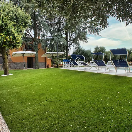 Casale Ansamagi Relax & Pool לינה וארוחת בוקר