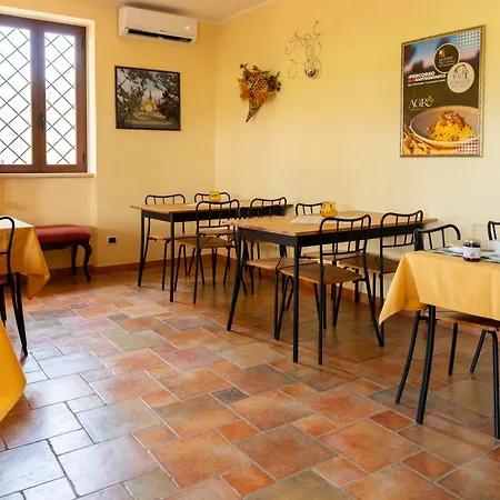 לינה וארוחת בוקר Casale Ansamagi Relax & Pool
