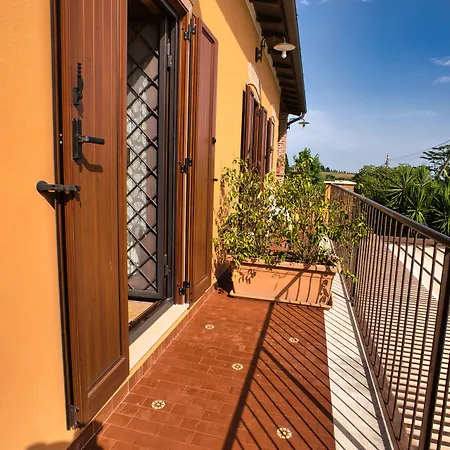 Casale Ansamagi Relax & Pool 4* ג'נצאנו די רומא